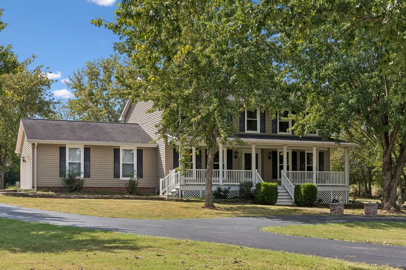 554 Douglas Bend Rd, Gallatin, TN 37066