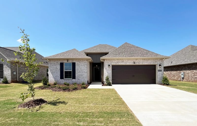 913 Twin Lakes Rd, Portland, TN 37148