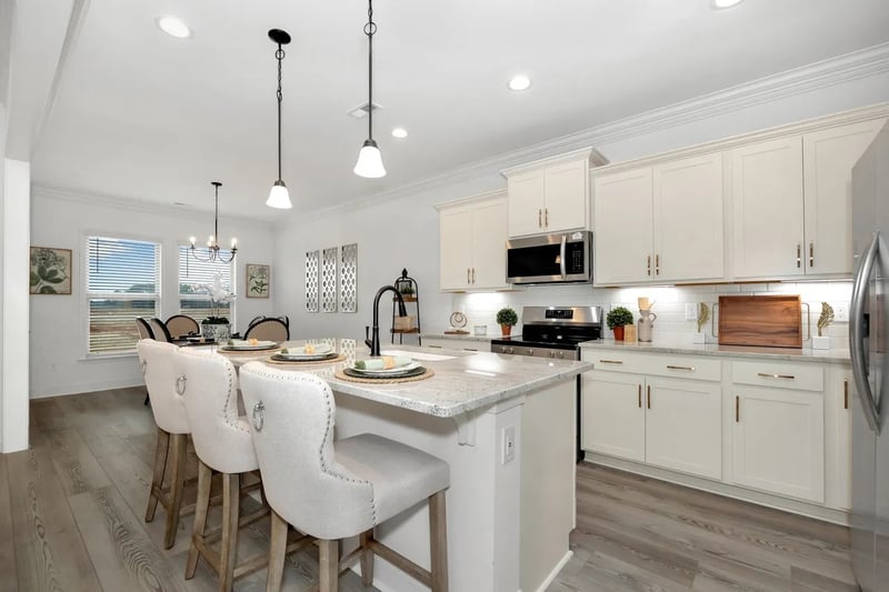 917 Twin Lakes Rd, Portland, TN 37148