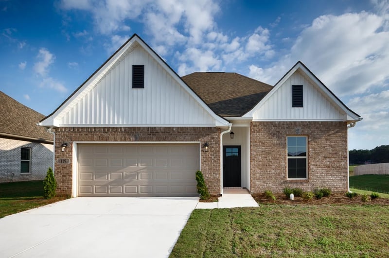 929 Twin Lakes Rd, Portland, TN 37148