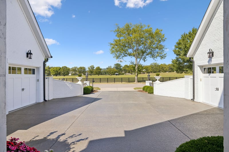 5077 Native Pony Trl, College Grove, TN 37046