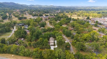 701 Brindley Dr, Nashville, TN 37220