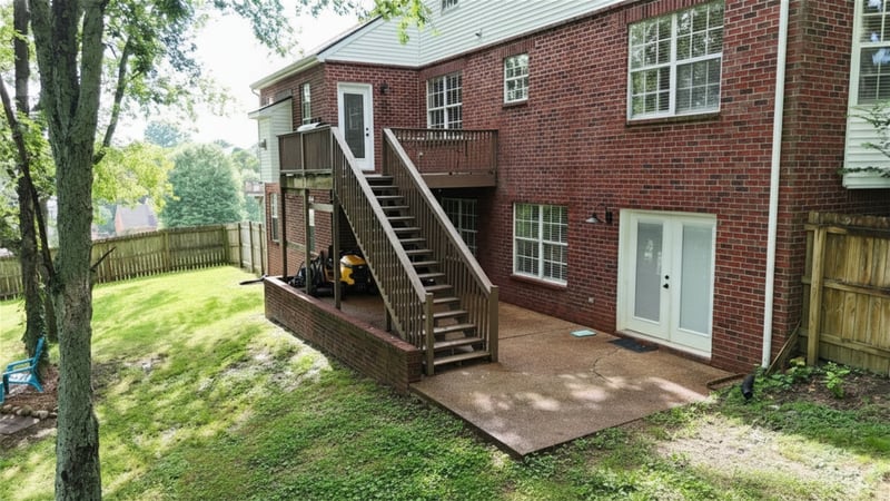 149 Grove Ln S, Hendersonville, TN 37075