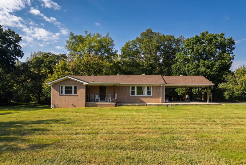 129 Cookeville Hwy, Carthage, TN 37030