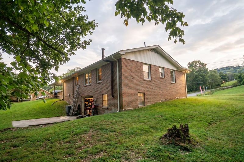 129 Cookeville Hwy, Carthage, TN 37030