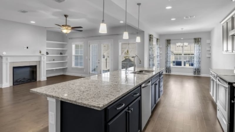 2341 Stonecenter Ln, Murfreesboro, TN 37128