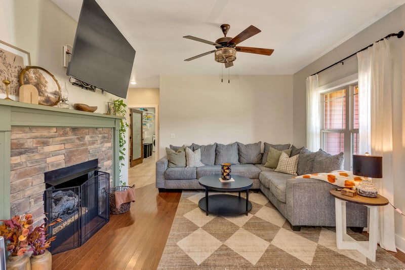 84 York Rd, La Fayette, GA 30728