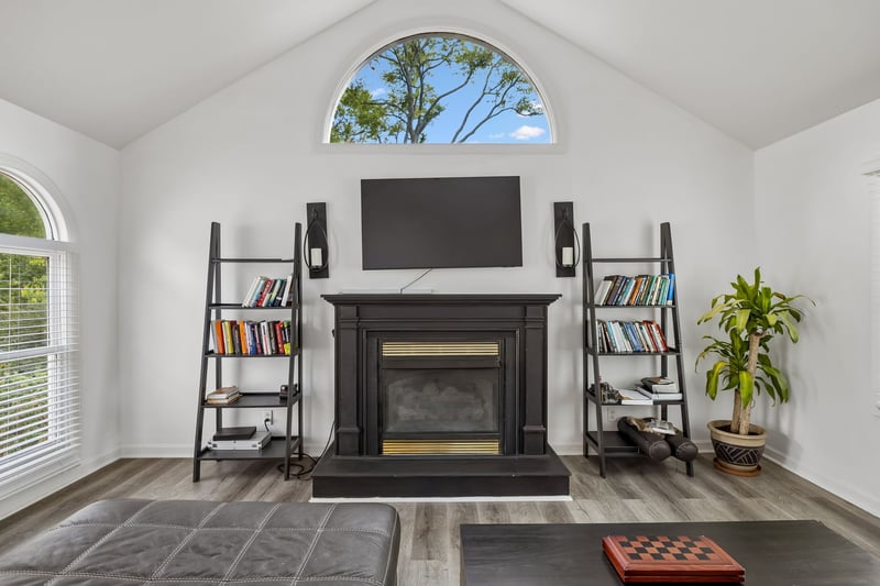 524 E Trinity Ln, Nashville, TN 37207