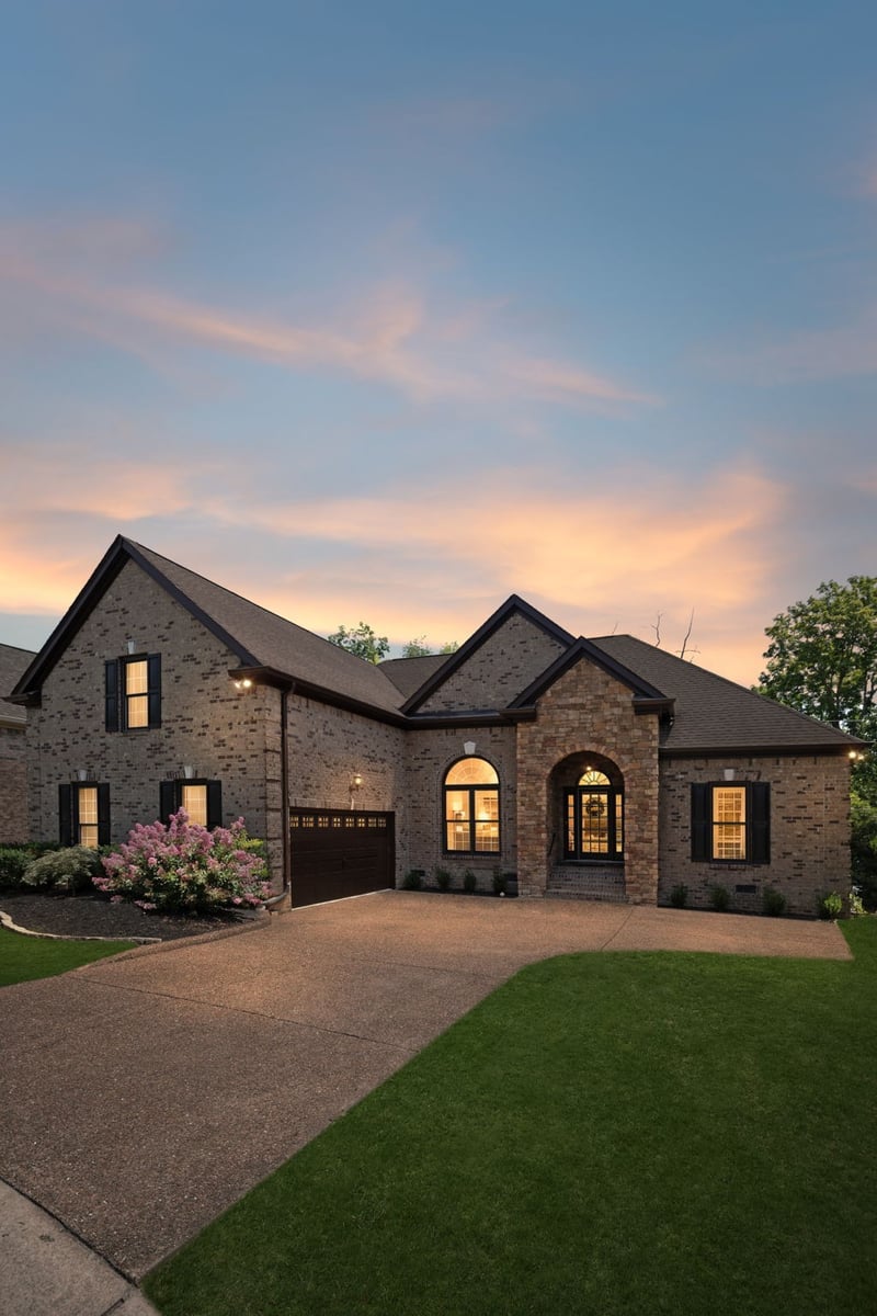 425 Caledonian Ct, Nashville, TN 37211