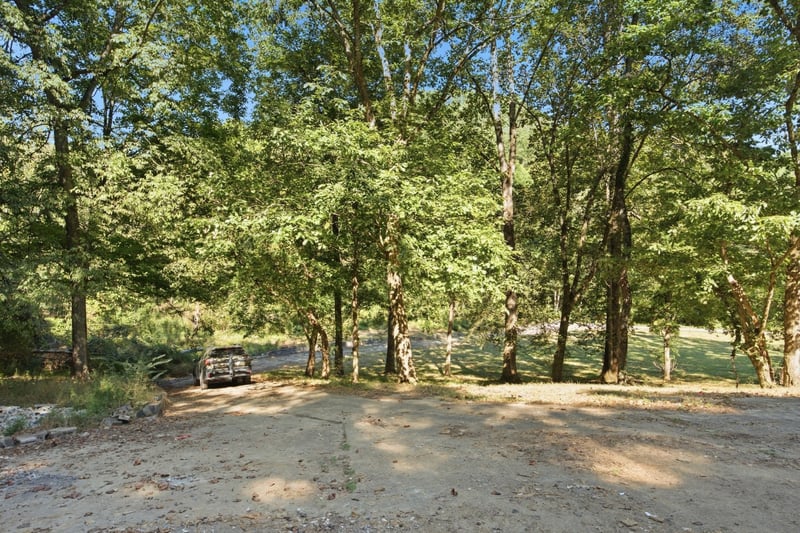4969 Tranham Rd, Whites Creek, TN 37189