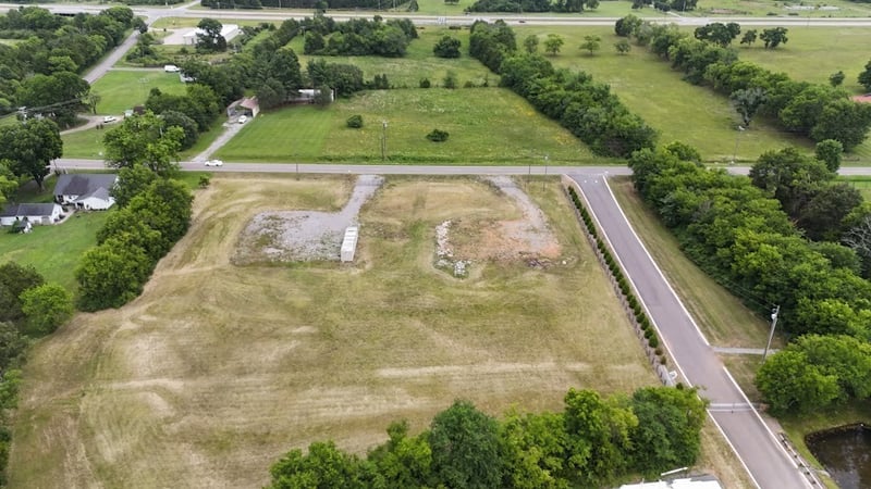 5317 Woodbury Pike, Murfreesboro, TN 37127