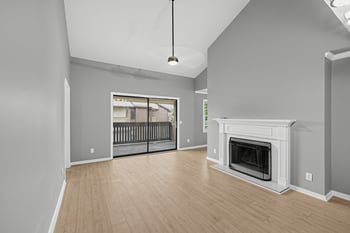 145 Hillsboro Pl, Nashville, TN 37215