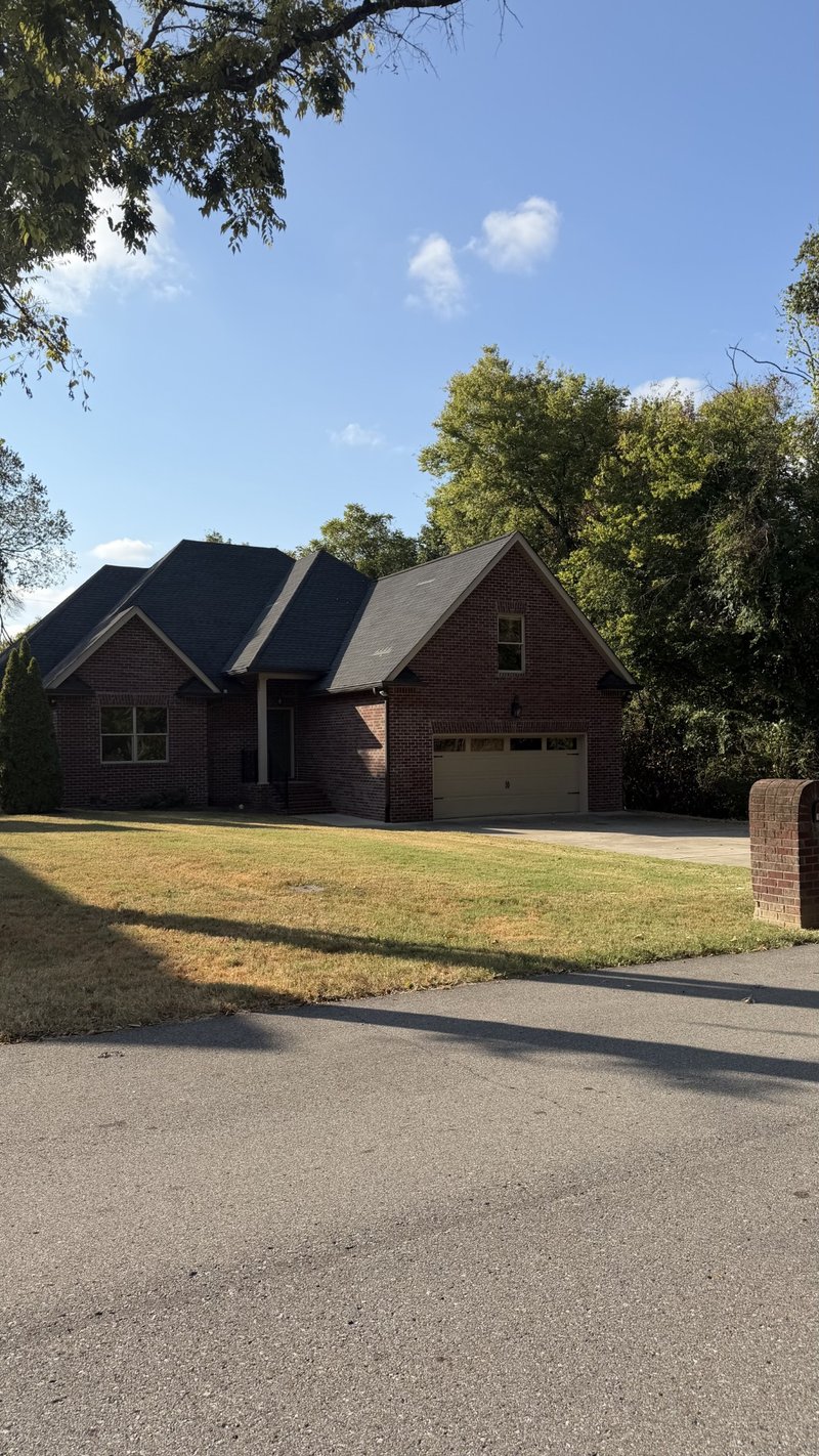 118 Rice Rd, Hendersonville, TN 37075