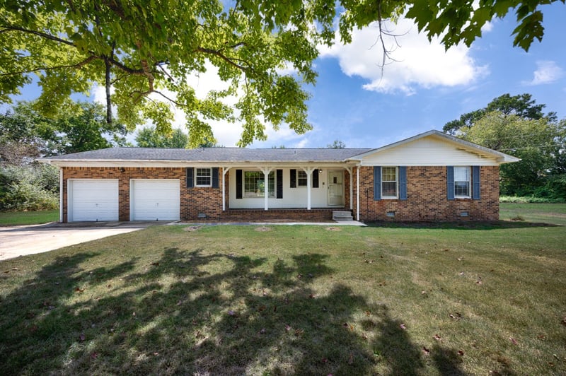 15216 New Cut Rd, Athens, AL 35611