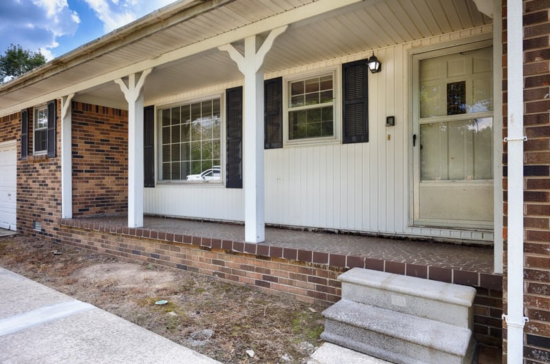 15216 New Cut Rd, Athens, AL 35611