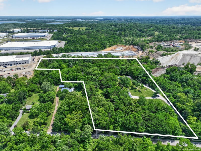 1788 Reynolds Rd, Nashville, TN 37217