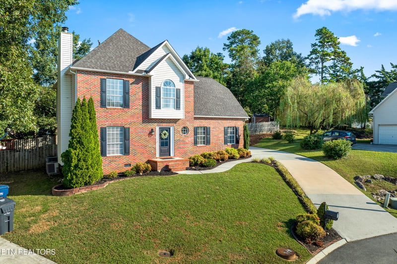 5507 Fair Oaks Ln, Knoxville, TN 37921