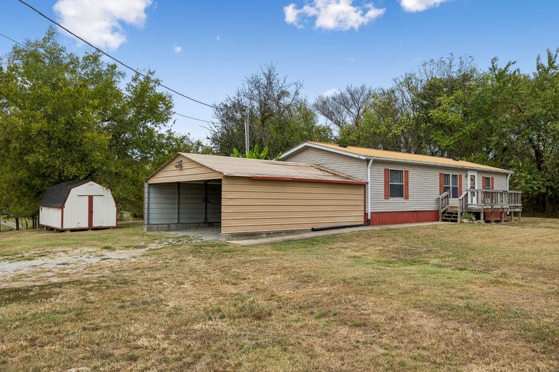 20 Bourn Ln, Brush Creek, TN 38547