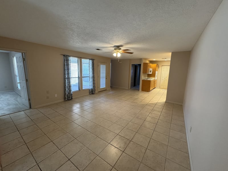 410 Castlewood Ln, Lebanon, TN 37087