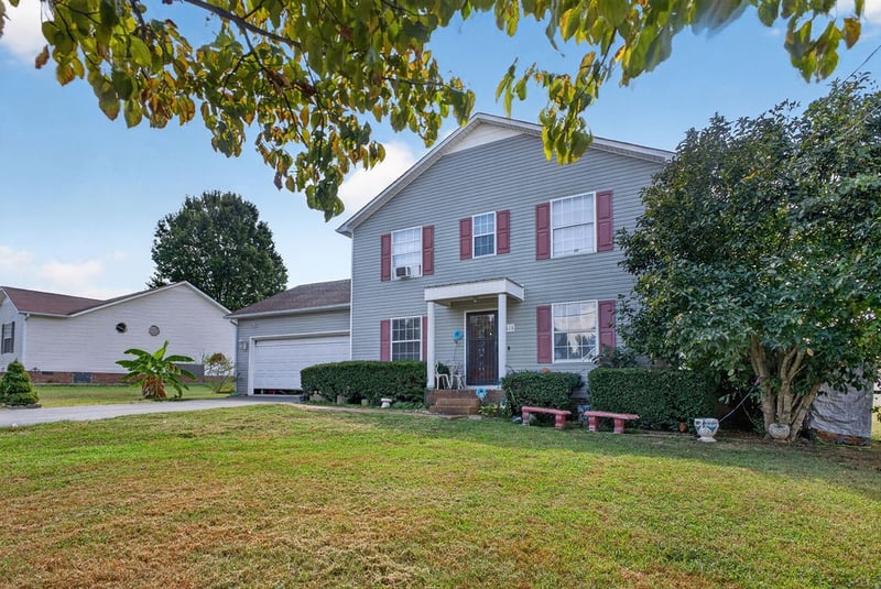 1618 Jamie Dr, Columbia, TN 38401
