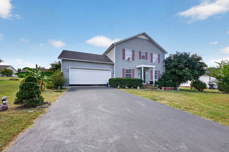 1618 Jamie Dr, Columbia, TN 38401
