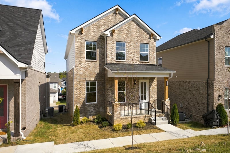 1103 Freeboard Aly, La Vergne, TN 37086