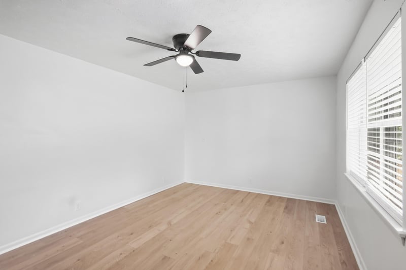 1333 Fernwood Dr, La Fayette, GA 30728