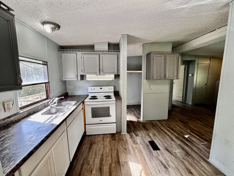 1189 Leo Baker Rd, Ashland City, TN 37015