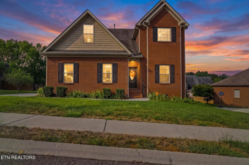 1745 Bonnie Roach Ln, Knoxville, TN 37922