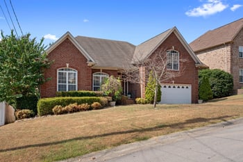 805 Huntwood Pl, Nashville, TN 37221