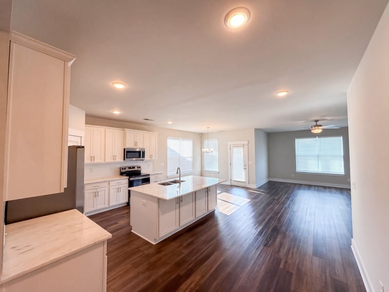 213 Snapdragon Dr, Smyrna, TN 37167