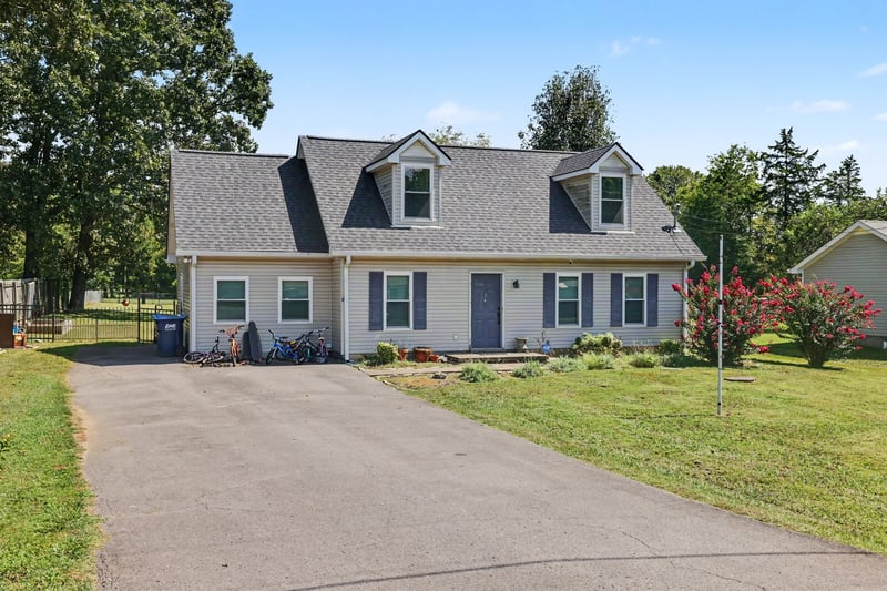 242 Antler Dr, Murfreesboro, TN 37130