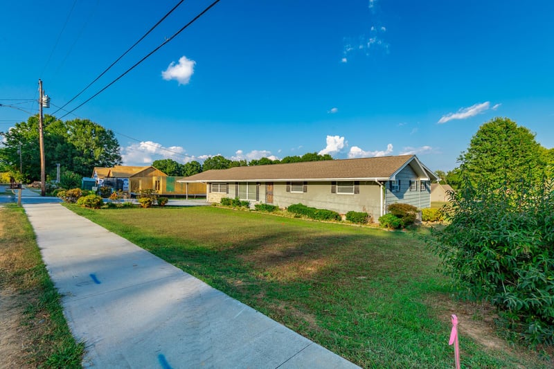100 Osborn Ct, Chickamauga, GA 30707