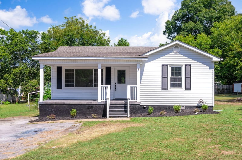 5 Lee Cir, Fort Oglethorpe, GA 30742