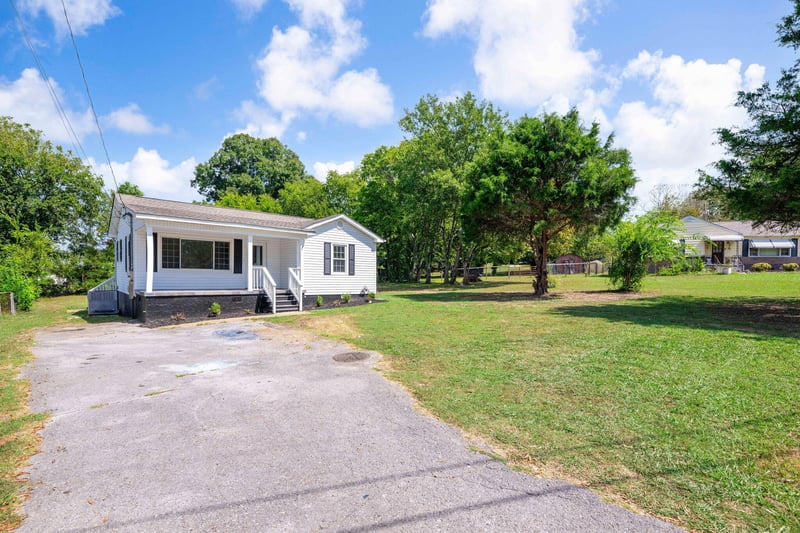 5 Lee Cir, Fort Oglethorpe, GA 30742