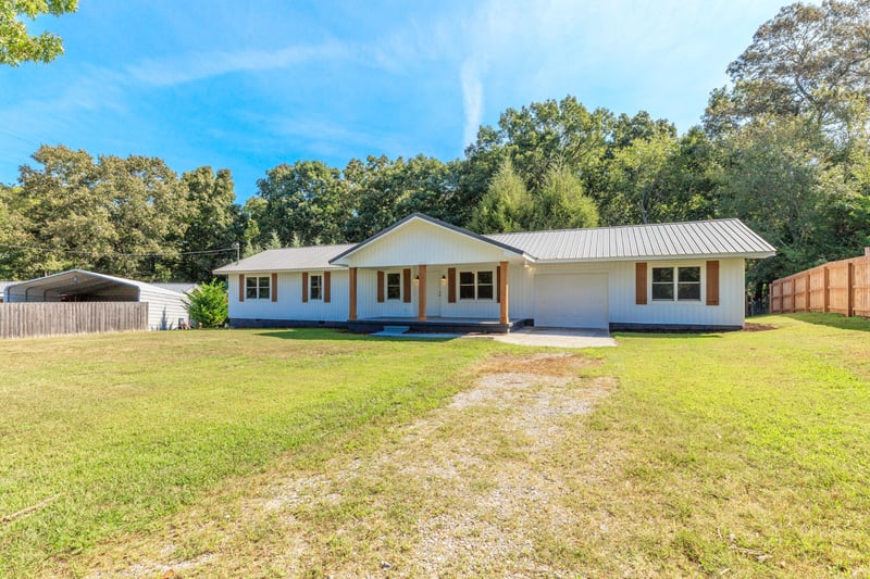 679 Arnold Ln, La Fayette, GA 30728