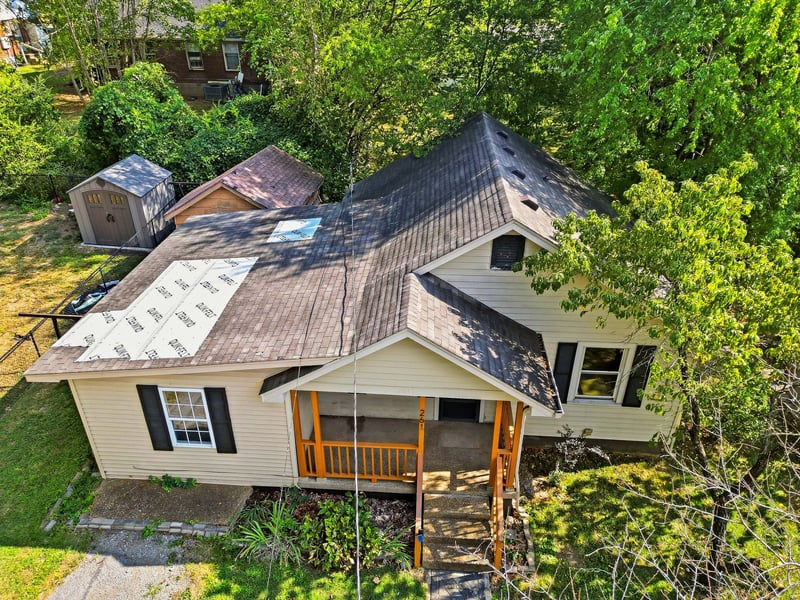 261 E Eastland St, Gallatin, TN 37066