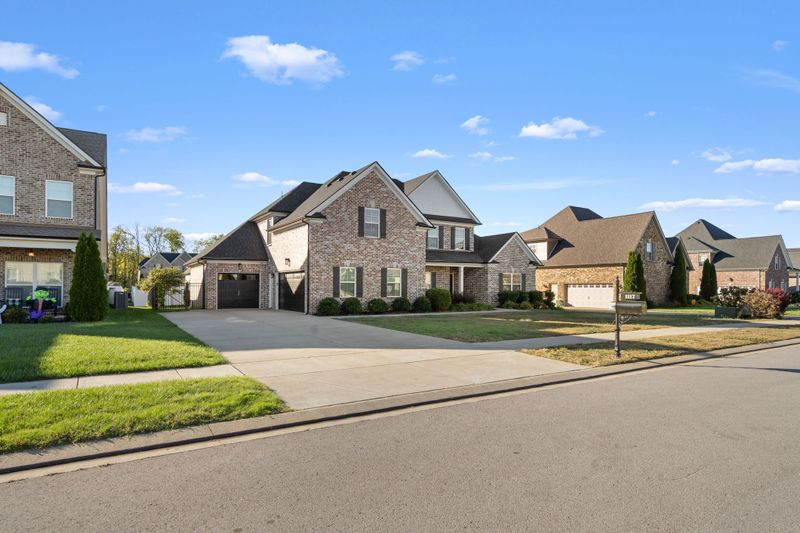 1117 Kittywood Ct, Murfreesboro, TN 37129
