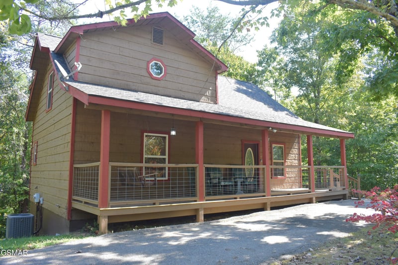 1722 Scenic Woods Way, Sevierville, TN 37876