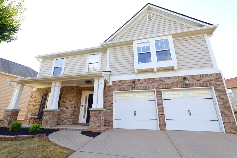 947 Legacy Park Rd, Mount Juliet, TN 37122