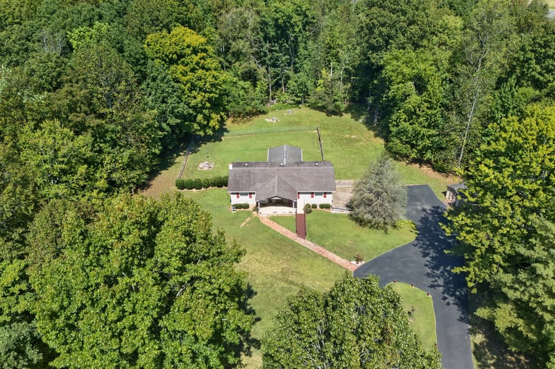 5440 Highway 49 W, Vanleer, TN 37181