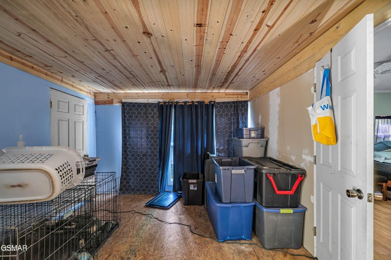 3176 N Clear Fork Rd, Sevierville, TN 37862