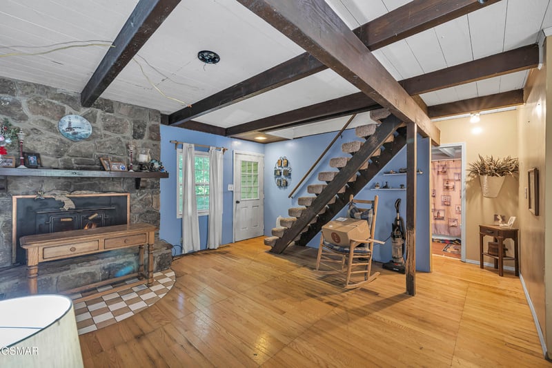 3176 N Clear Fork Rd, Sevierville, TN 37862
