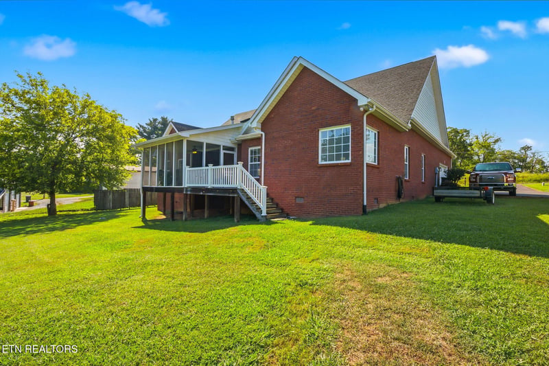 622 Pleasant Hill Rd, Maryville, TN 37803