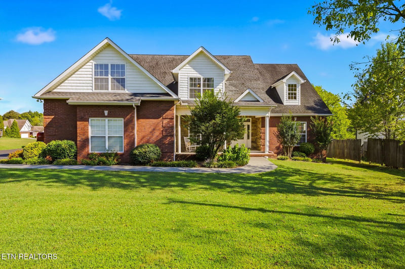 622 Pleasant Hill Rd, Maryville, TN 37803