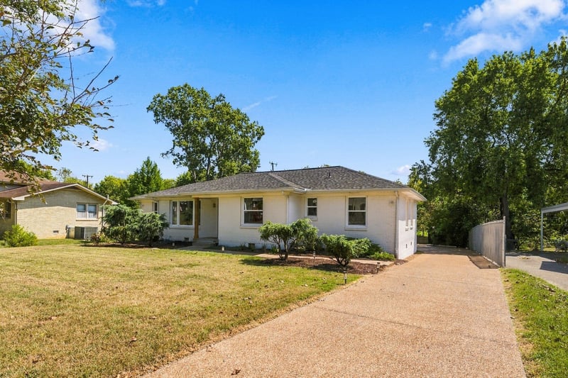 2809 Barclay Dr, Nashville, TN 37206