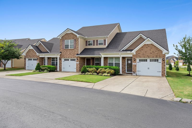 3442 Risen Star Dr, Murfreesboro, TN 37128