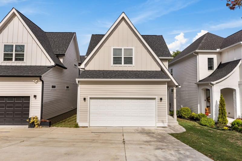 1910B Hutton Dr, Nashville, TN 37210