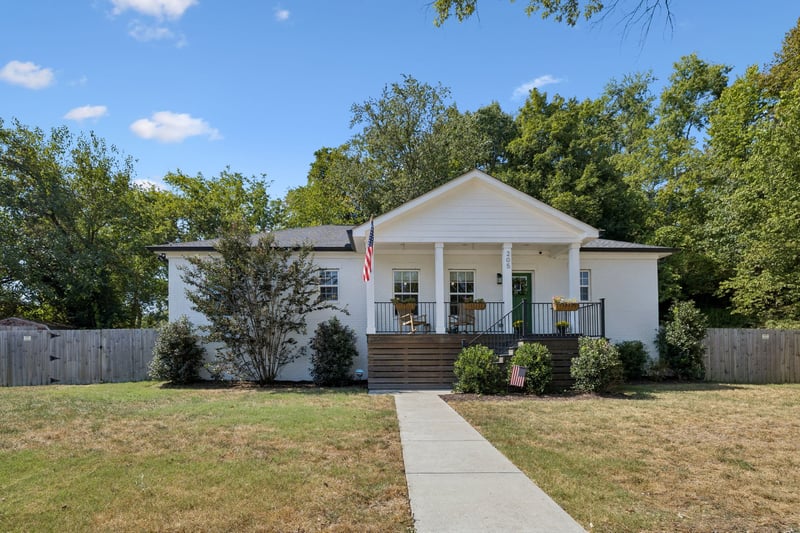 205 Morganmeade Ct, Nashville, TN 37216