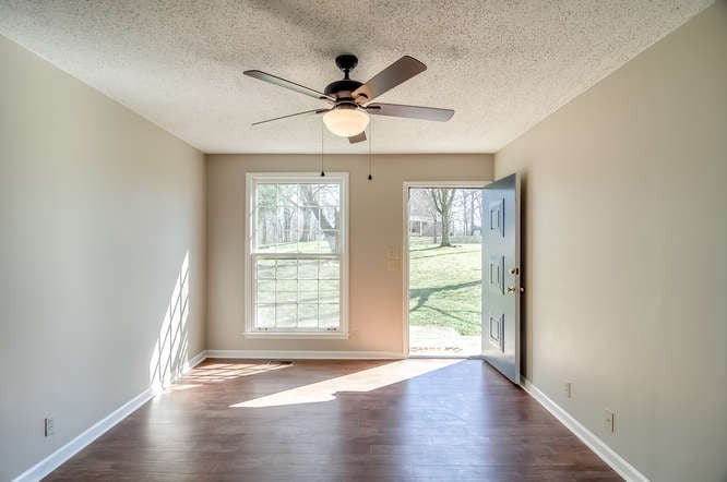 106 Sugar Tree Ln, Gallatin, TN 37066
